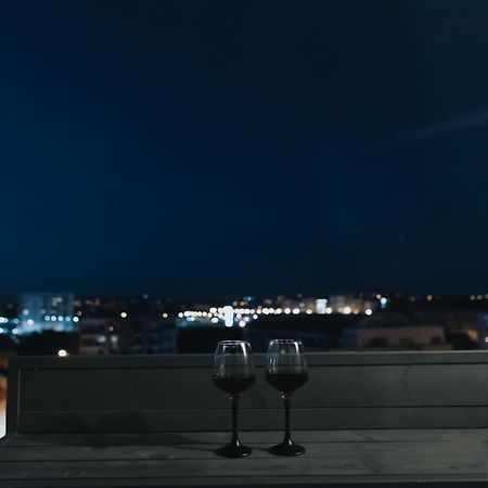 Urban Apartment Орадеа Екстериор снимка