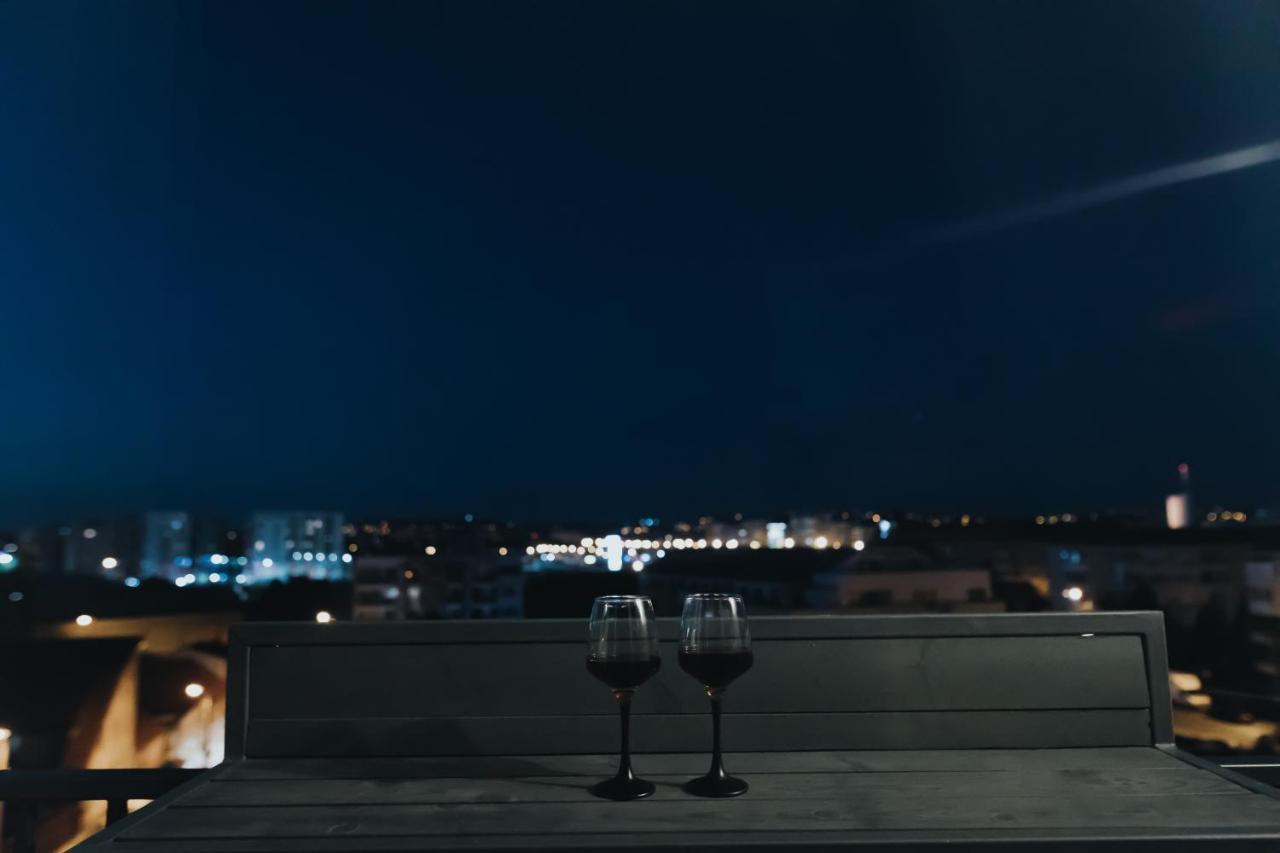 Urban Apartment Орадеа Екстериор снимка