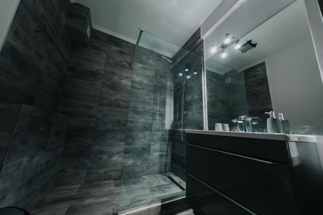 Urban Apartment Орадеа Екстериор снимка