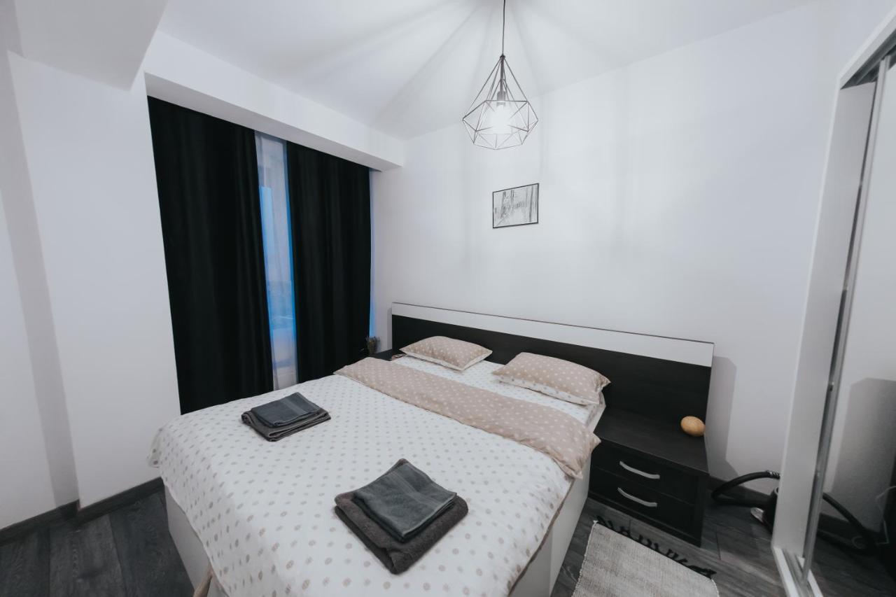 Urban Apartment Орадеа Екстериор снимка